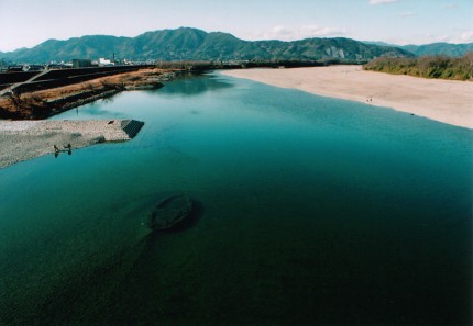 仁淀川大橋から上流を見た写真